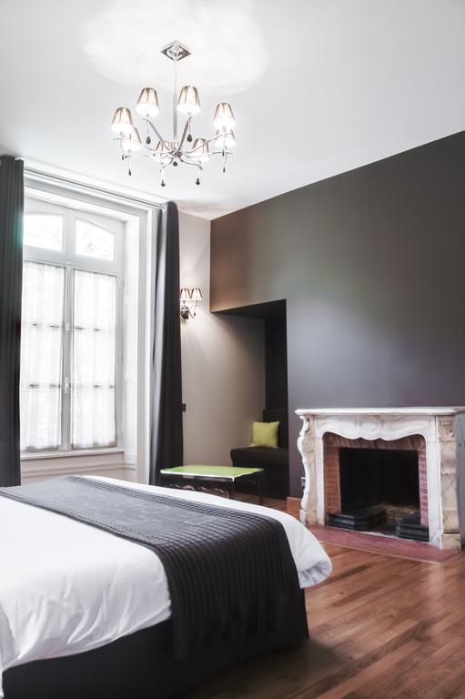 Chateau De Champlong Table **** Golf &