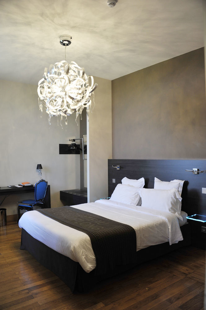 Chateau De Champlong Table **** Golf & Hotel