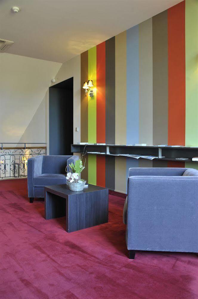Chateau De Champlong Table **** Golf & 4* Villerest (Loire)