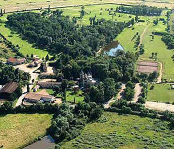 Chateau De Champlong Table **** Golf & 4* Villerest (Loire)