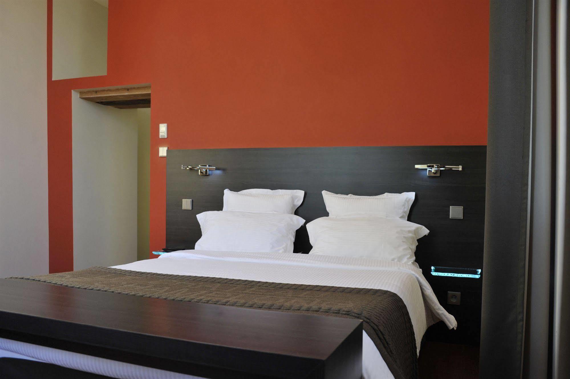 Chateau De Champlong Table **** Golf & Hotel